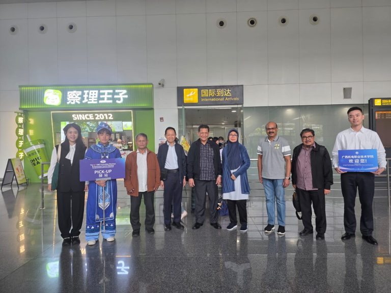 WhatsApp Image 2025-10-23 at 13.01